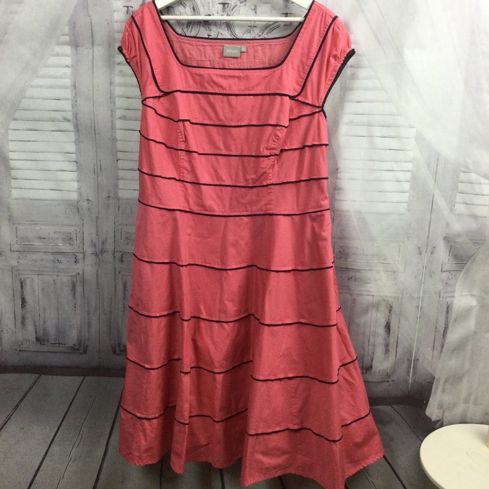 Eshakti Coral Dress Fit and Flare Midi 2X